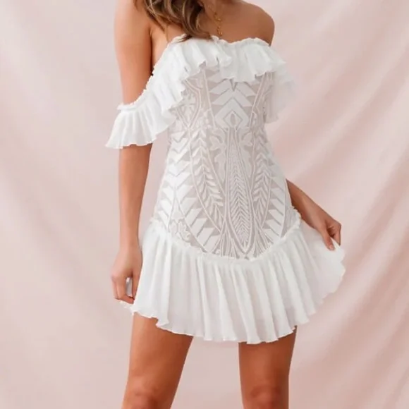 Selfie Leslie Dreamy Off-Shoulder Mini Dress White, Size S - Picture 3 of 4